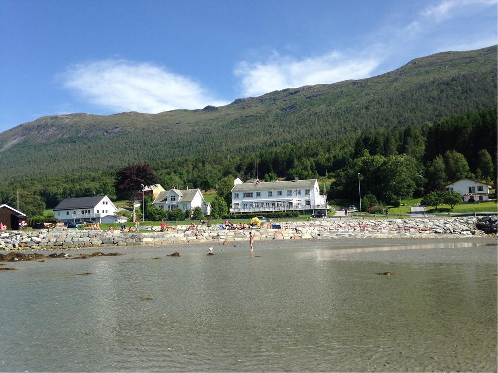 Eidsvag Fjordhotell מראה חיצוני תמונה