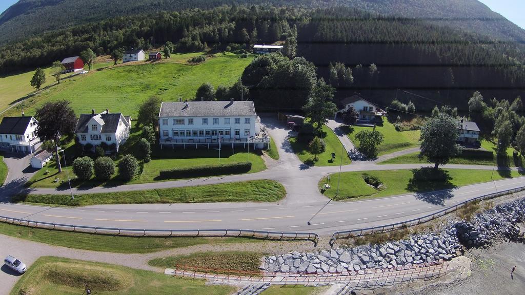 Eidsvag Fjordhotell מראה חיצוני תמונה